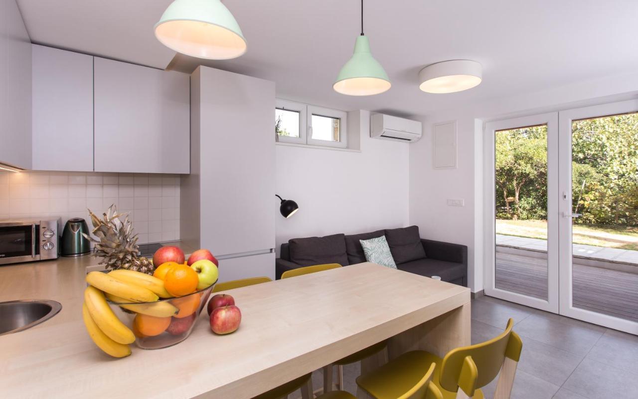 Happy Apartments Baska מראה חיצוני תמונה