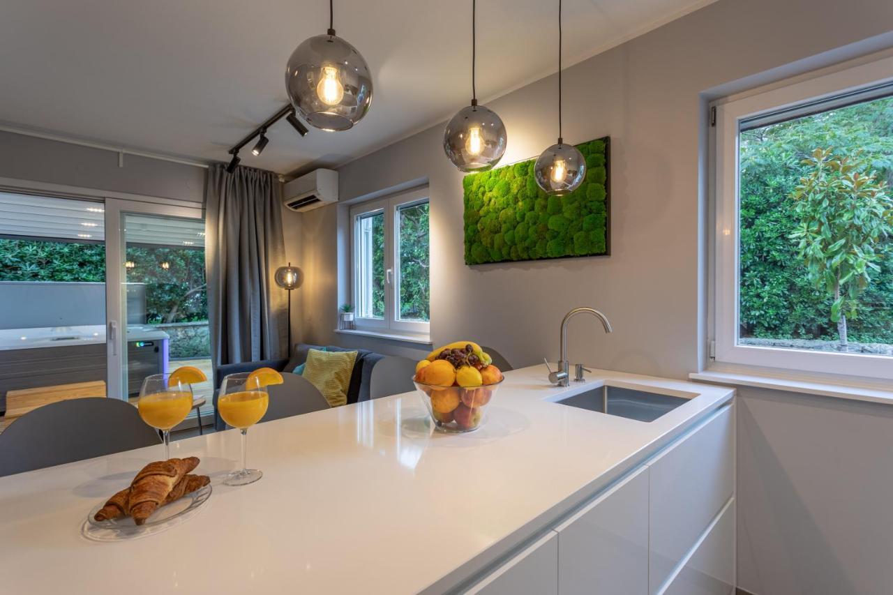 Happy Apartments Baska מראה חיצוני תמונה