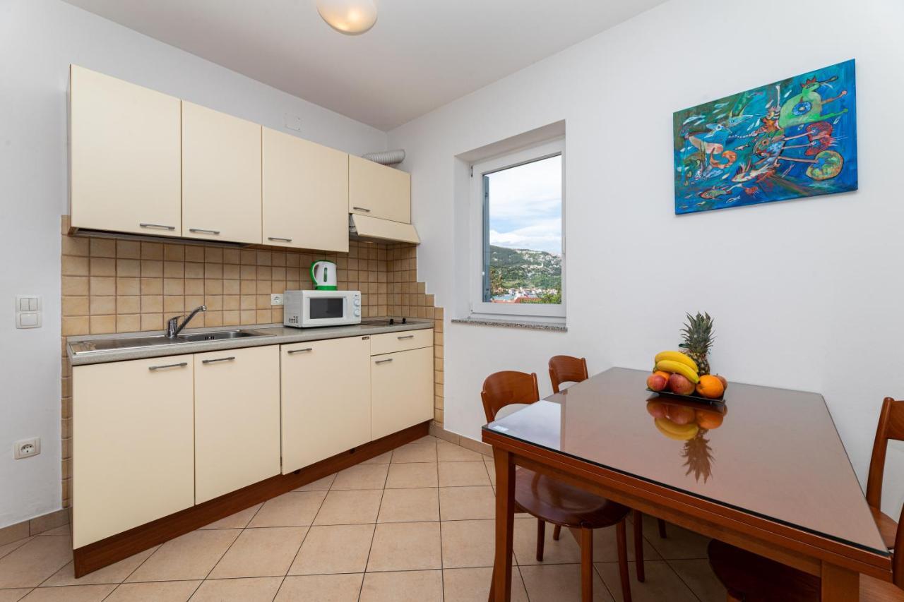 Happy Apartments Baska מראה חיצוני תמונה
