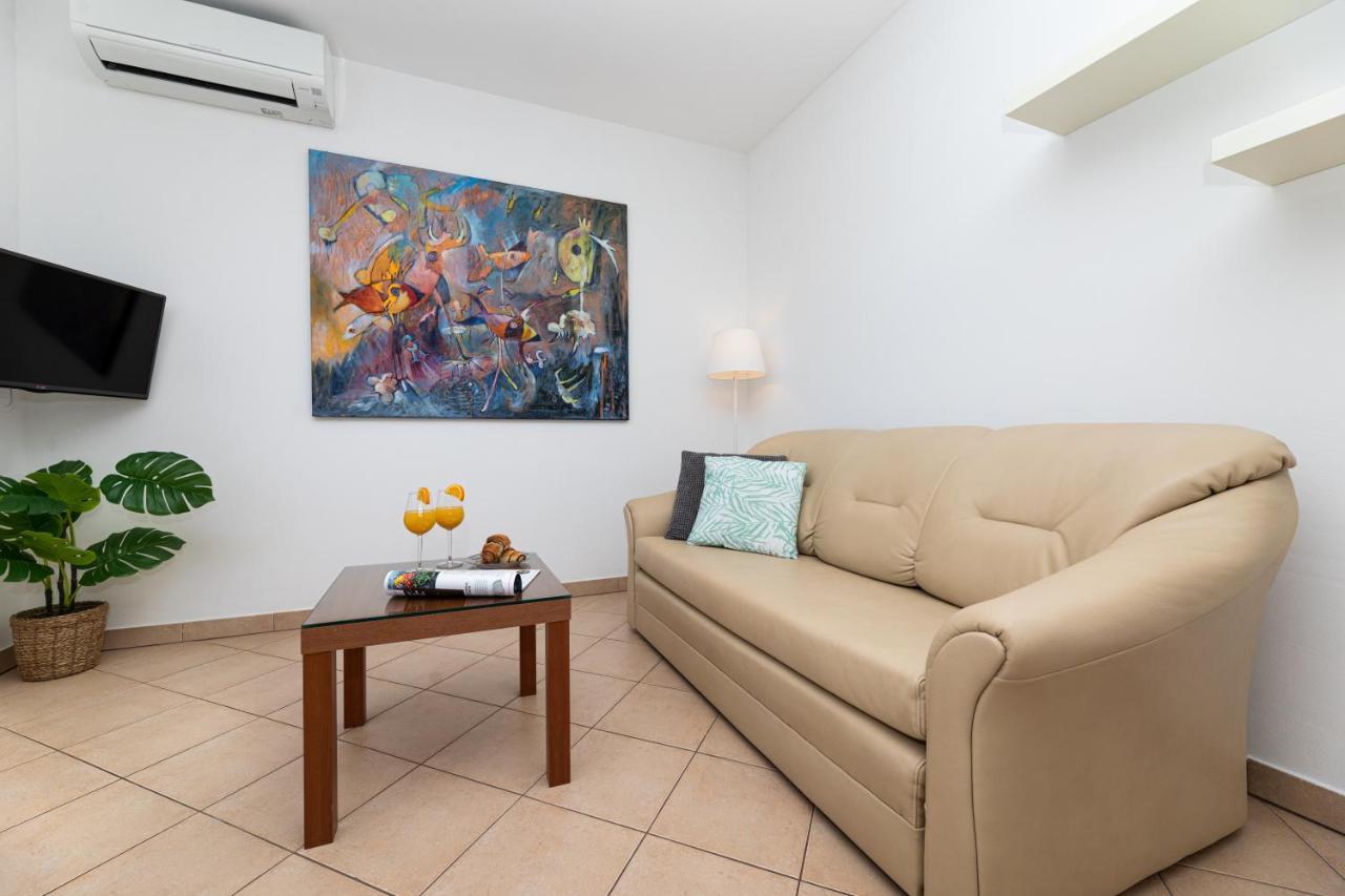 Happy Apartments Baska מראה חיצוני תמונה