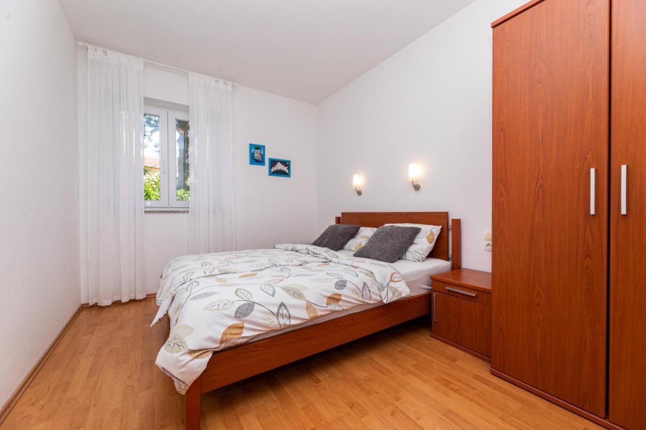 Happy Apartments Baska מראה חיצוני תמונה